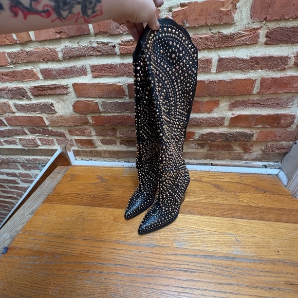 Vera Wang Black Studded Heeled Boots - Picture 7 of 13